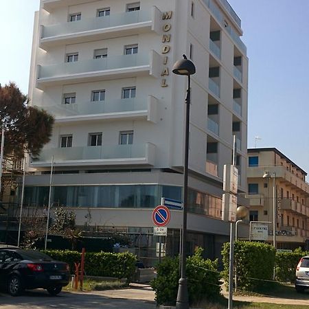 Hotel Mondial Bellaria-Igea Marina Eksteriør billede