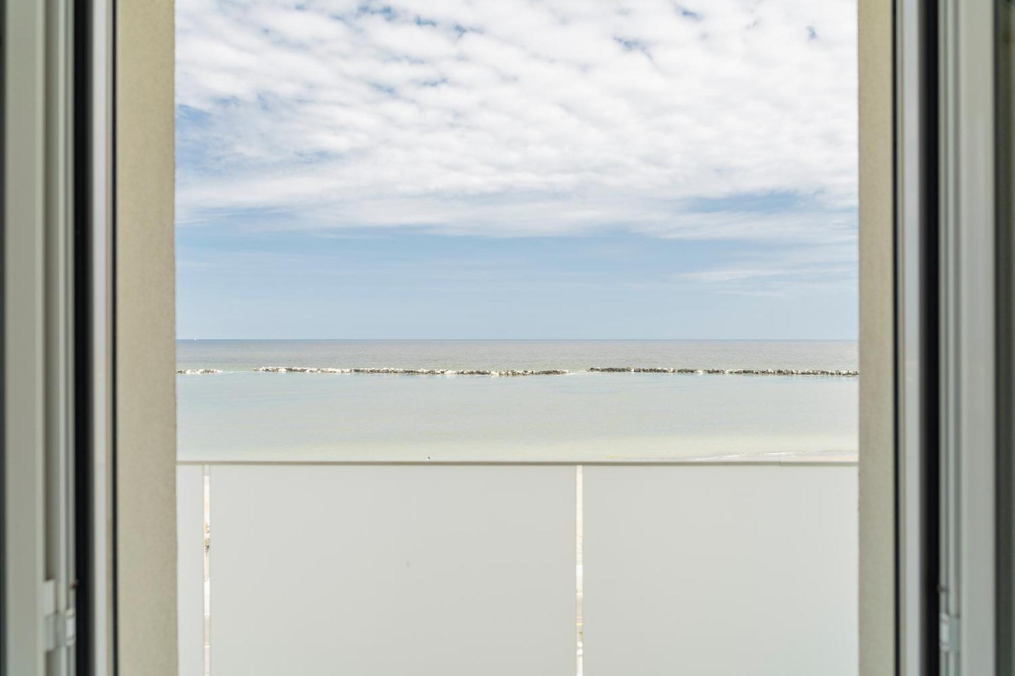 Hotel Mondial Bellaria-Igea Marina Eksteriør billede