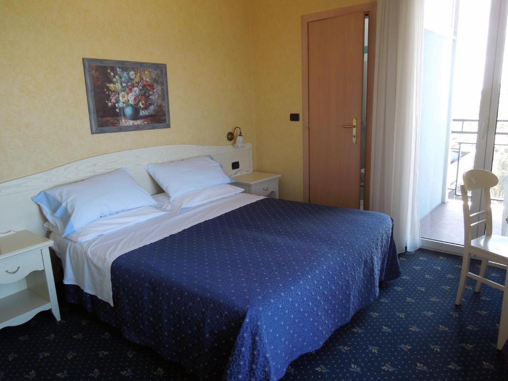 Hotel Mondial Bellaria-Igea Marina Værelse billede