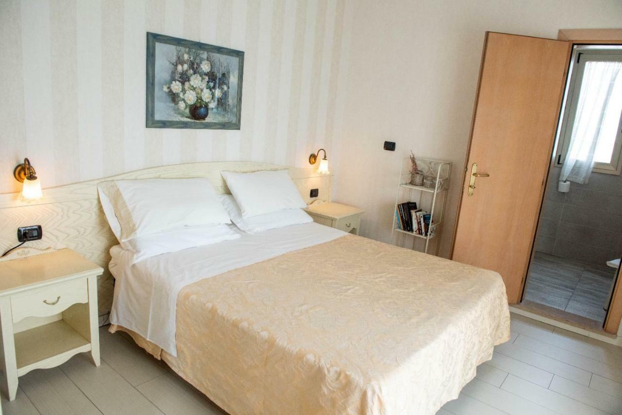 Hotel Mondial Bellaria-Igea Marina Eksteriør billede